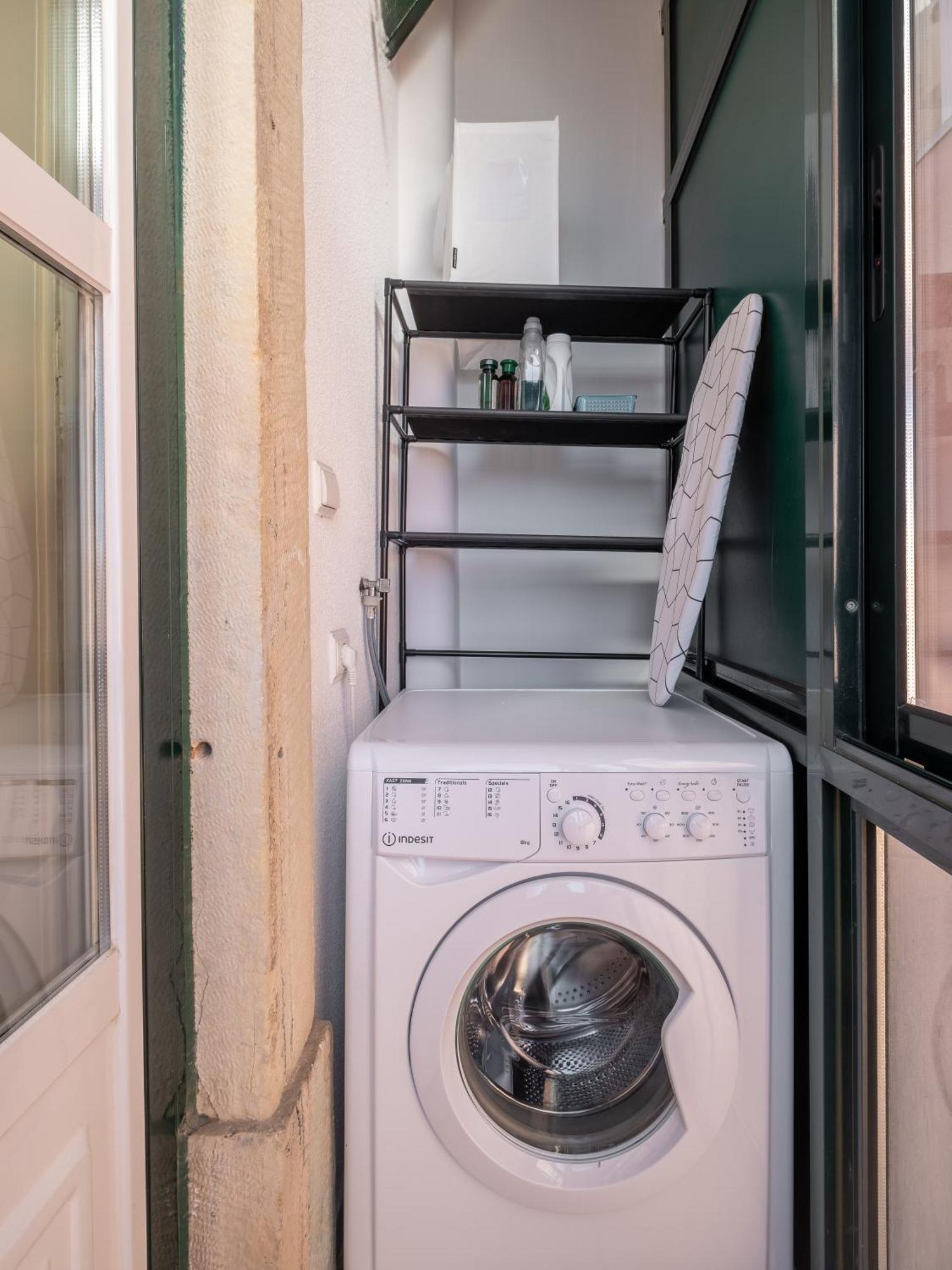 Cool Apartment Near Alfama Lisboa 外观 照片